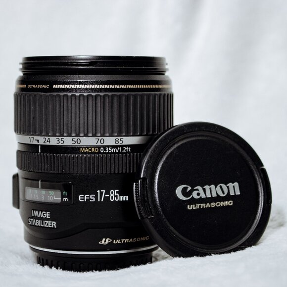 Canon Ultrasonic EF-S 17-85mm f/4-5.6 IS USM Lens - Picture 1 of 3